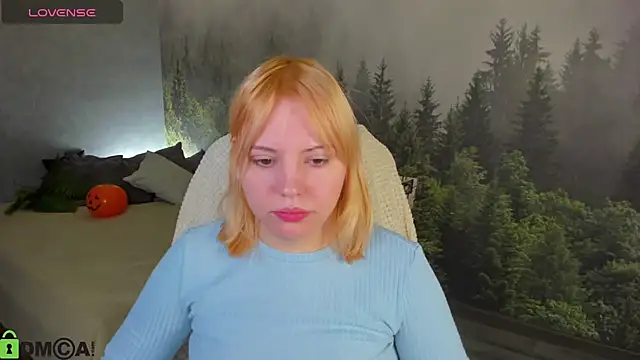 Stacy Luv online show from 10.25.25