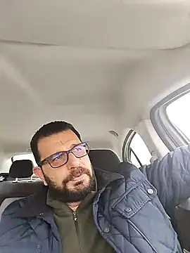 Snapshot of xozox chatting on 01.15.25 xozox online show from 01.15.25