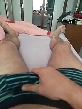 Snapshot of xozox chatting on 02.01.25 xozox online show from 02.01.25