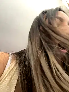  Emma Valka online show from 12.03.25