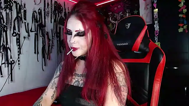 Snapshot of jannaink_ chatting on 12.24.24 jannaink online show from 12.24.24