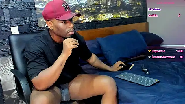 Snapshot of thomas_santtos1 chatting on 02.28.25 thomas santtos1 online show from 02.28.25