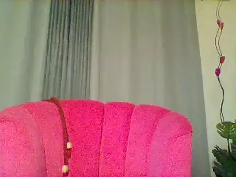 Queeen model online show from 03.13.25