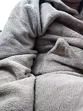 Snapshot of Aaradhya chatting on 01.06.25 Aaradhya online show from 01.06.25