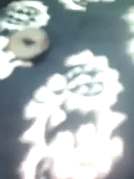 Snapshot of Aaradhya chatting on 02.28.25 Aaradhya online show from 02.28.25