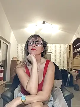 Tinuus online show from 11.09.25