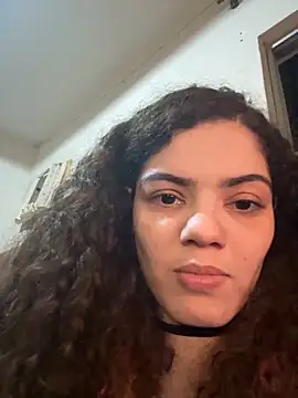 Snapshot of izumikarol chatting on 11.17.25 izumikarol online show from 11.17.25