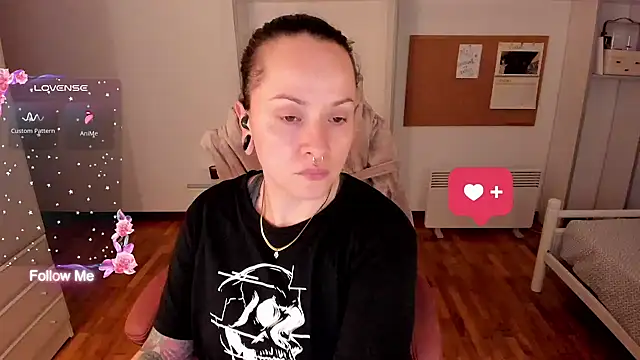 Snapshot of Domina_Deivis chatting on 01.08.26 Domina Deivis online show from 01.08.26