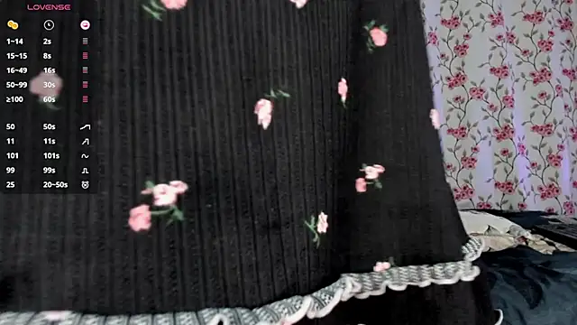 Snapshot of k_sensual chatting on 11.28.25 k sensual online show from 11.28.25