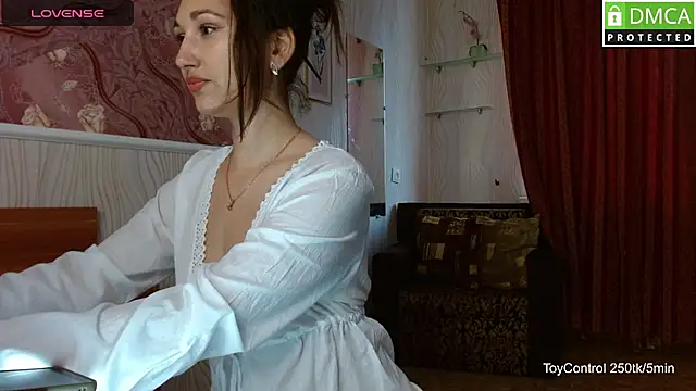 Linda Ernestine online show from 03.28.26