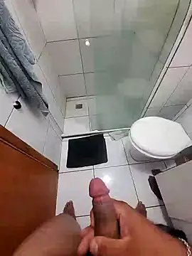 Snapshot of Galado0303 chatting on 09.14.25 Galado0303 online show from 09.14.25