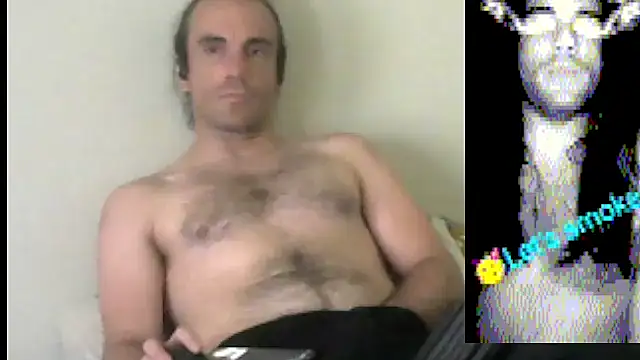 Snapshot of SexyCeleb chatting on 10.28.25 SexyCeleb online show from 10.28.25