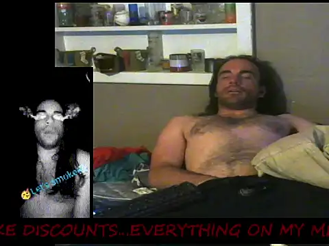 Snapshot of SexyCeleb chatting on 11.23.25 SexyCeleb online show from 11.23.25