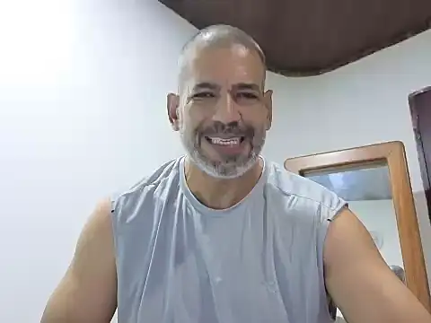 Snapshot of jackbigcock11 chatting on 06.05.26 jackbigcock11 online show from 06.05.26
