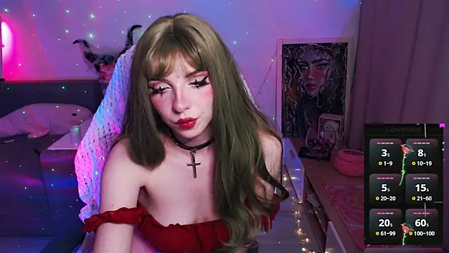 Snapshot of AmyBoop chatting on 10.29.25 AmyBoop online show from 10.29.25