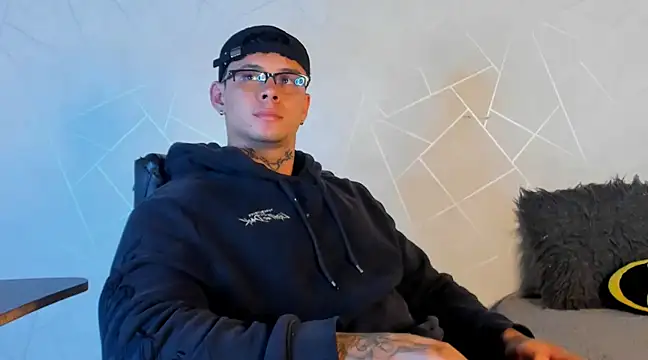 NoahhBrown online show from 01.12.25