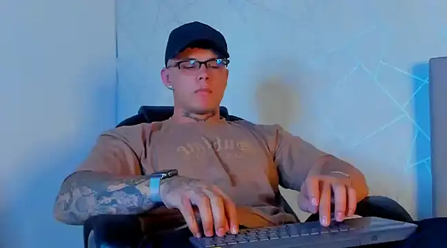 NoahhBrown online show from 01.30.25