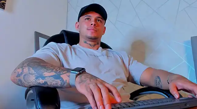 NoahhBrown online show from 02.28.25