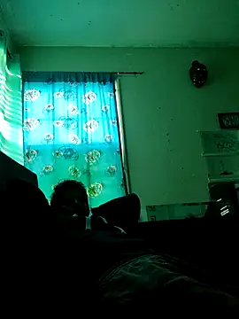 LongDickZee562 online show from 01.04.25