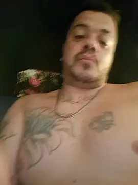 Snapshot of DonVillanova chatting on 12.15.25 DonVillanova online show from 12.15.25