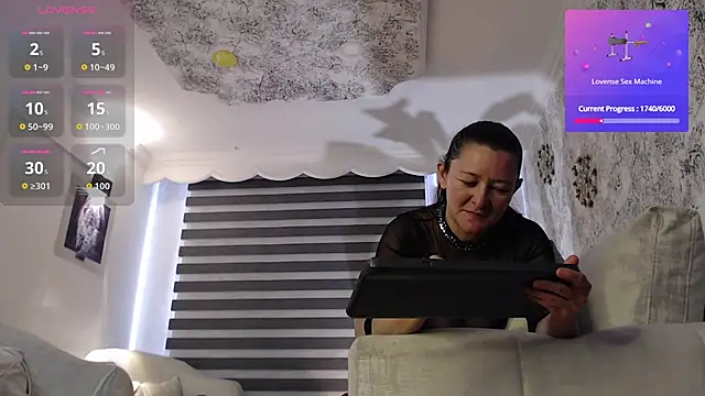 Snapshot of _Alice_Horny_Gh chatting on 11.13.25 Alice Horny Gh online show from 11.13.25