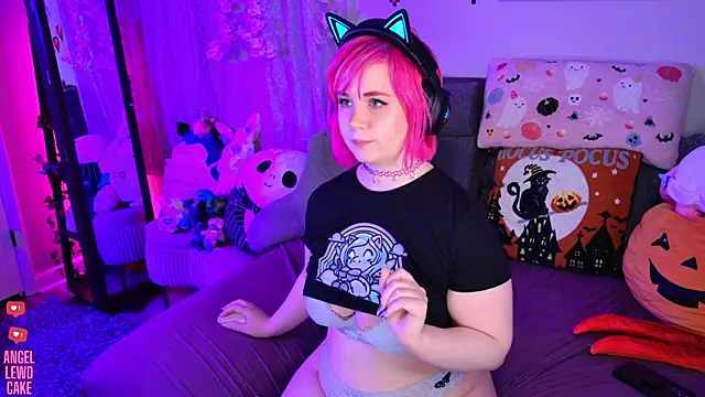 Angel-Lewd-Cake online show from 05.08.26