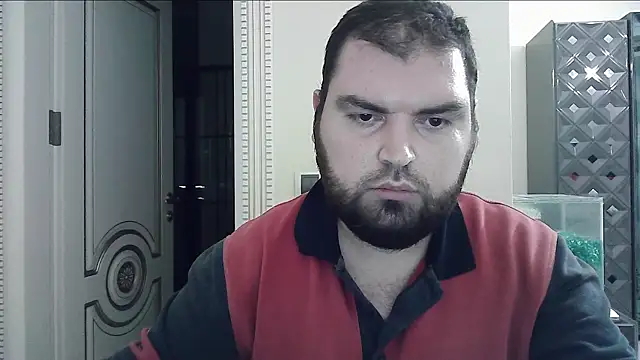 Snapshot of KIZLAZIMYaa chatting on 02.14.25 KIZLAZIMYaa online show from 02.14.25