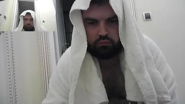 Snapshot of KIZLAZIMYaa chatting on 02.26.25 KIZLAZIMYaa online show from 02.26.25