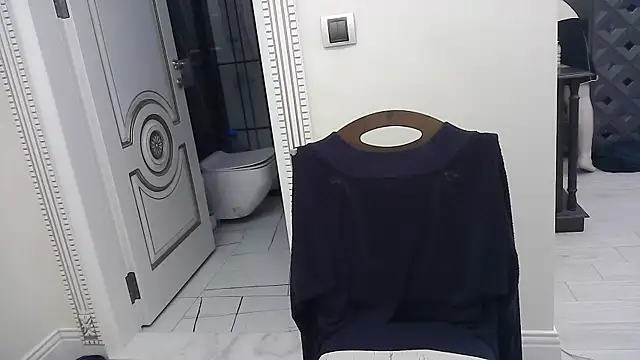 Snapshot of KIZLAZIMYaa chatting on 09.16.25 KIZLAZIMYaa online show from 09.16.25