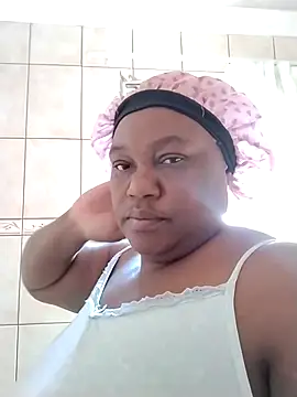 MATUREBUSSTY online show from 03.10.25