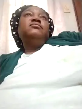 MATUREBUSSTY online show from 09.28.25