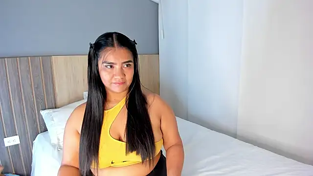 Snapshot of hannnasmith chatting on 11.06.25 hannnasmith online show from 11.06.25