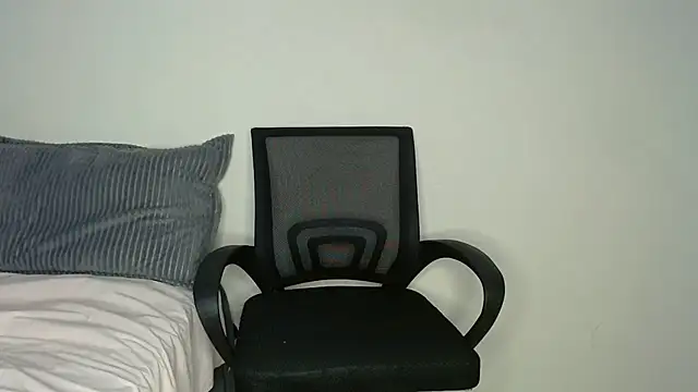 Perqueen online show from 03.21.25