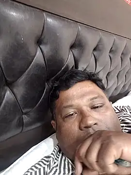 Snapshot of ssamit0808 chatting on 12.14.25 ssamit0808 online show from 12.14.25