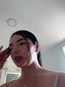 Pavlovacoluccii  online show from 06.24.26