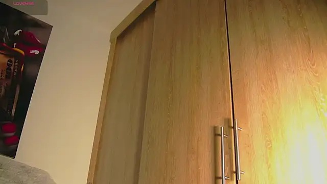 aidaadams online show from 09.30.25