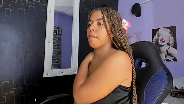 Alika01 online show from 03.14.25