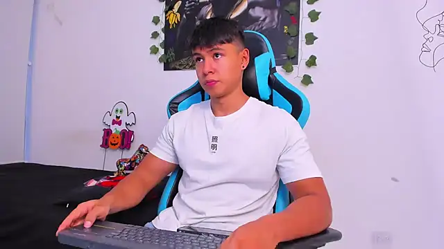 Bray Kevin online show from 12.25.24