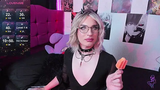 Violetx moon online show from 02.10.26