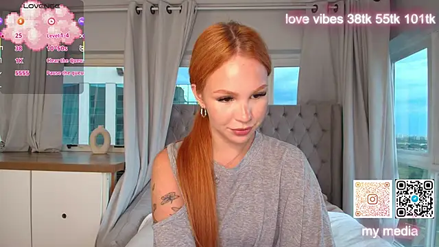 Snapshot of Tracy-Taylor chatting on 01.15.26 Tracy-Taylor online show from 01.15.26