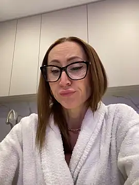 LauraDavis online show from 02.22.26