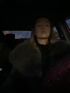 StasyWood online show from 11.05.25