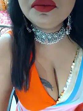 Snapshot of YR-SHIVANI chatting on 11.09.25 YR-SHIVANI online show from 11.09.25