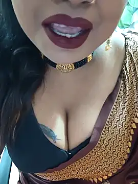 Snapshot of YR-SHIVANI chatting on 11.12.25 YR-SHIVANI online show from 11.12.25