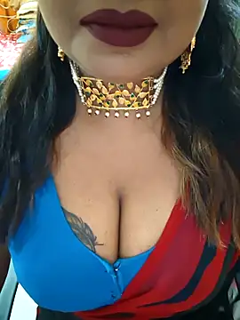 Snapshot of YR-SHIVANI chatting on 11.14.25 YR-SHIVANI online show from 11.14.25