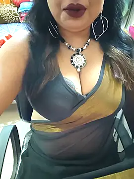 Snapshot of YR-SHIVANI chatting on 12.01.25 YR-SHIVANI online show from 12.01.25