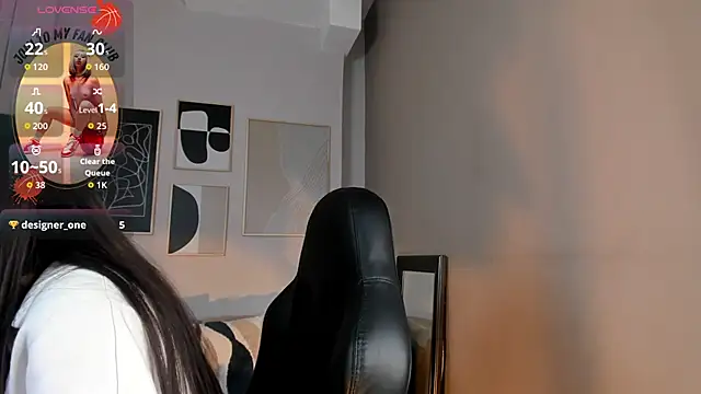 Snapshot of _cloe_martinez chatting on 10.15.25 cloe martinez online show from 10.15.25