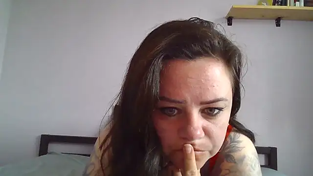 curvybrat93 online show from 07.21.26