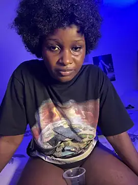 Snapshot of t-Booty_risky_ chatting on 12.13.24 t-Booty risky online show from 12.13.24