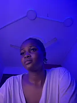 Snapshot of t-Booty_risky_ chatting on 01.14.25 t-Booty risky online show from 01.14.25